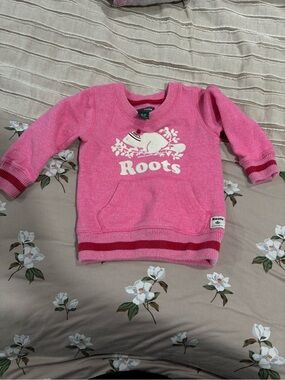 Roots hot pink  crewneck 6-12